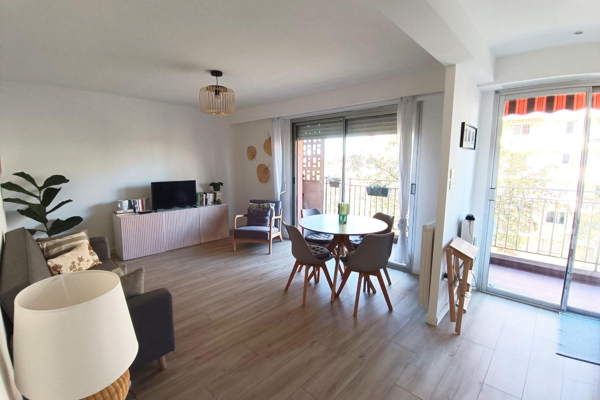 2-rooms With Wifi And Balcony Nizza